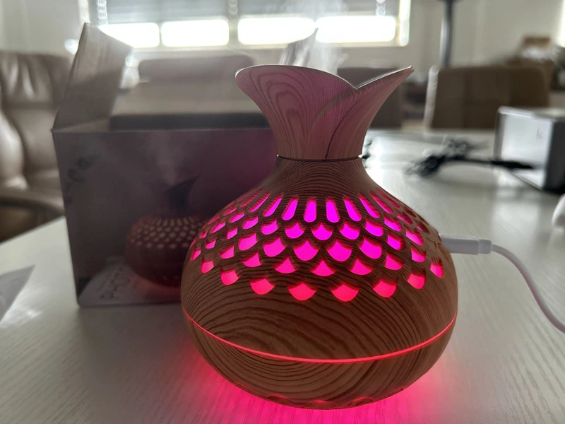 A Cute And Elegant Flower Wooden Humidifier