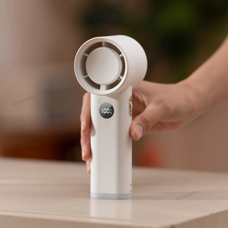 A new portable and cool experience: a 100-speed handheld fan makes summer comfortable
