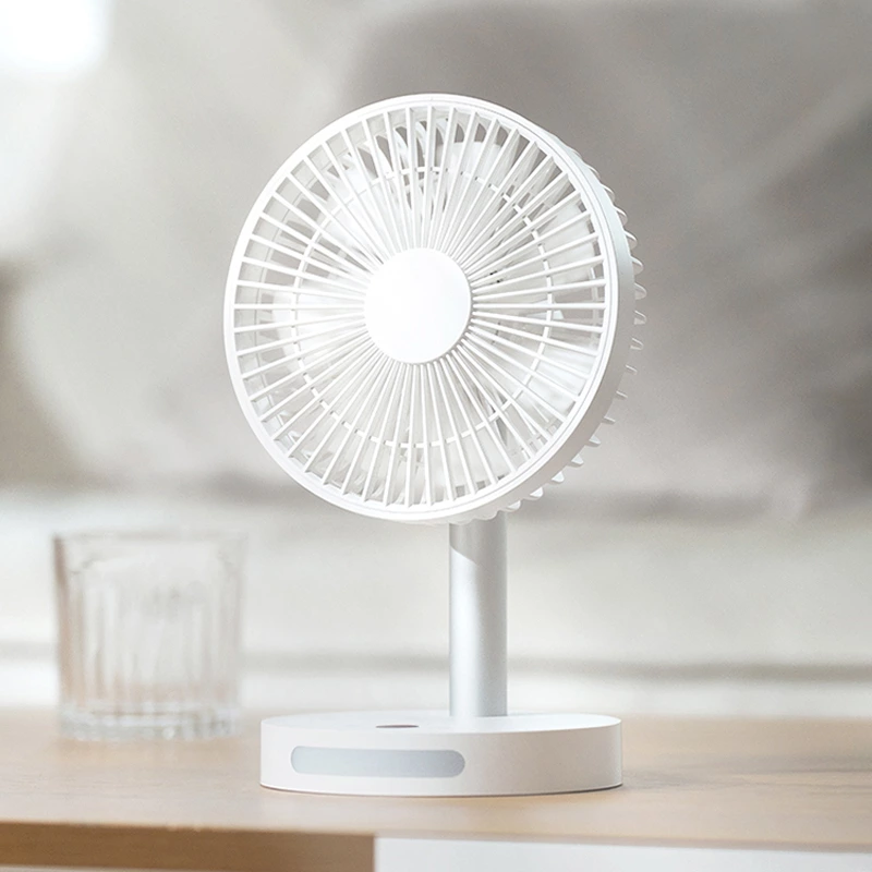 Desktop fan: a desktop cooling companion with both battery life and lighting