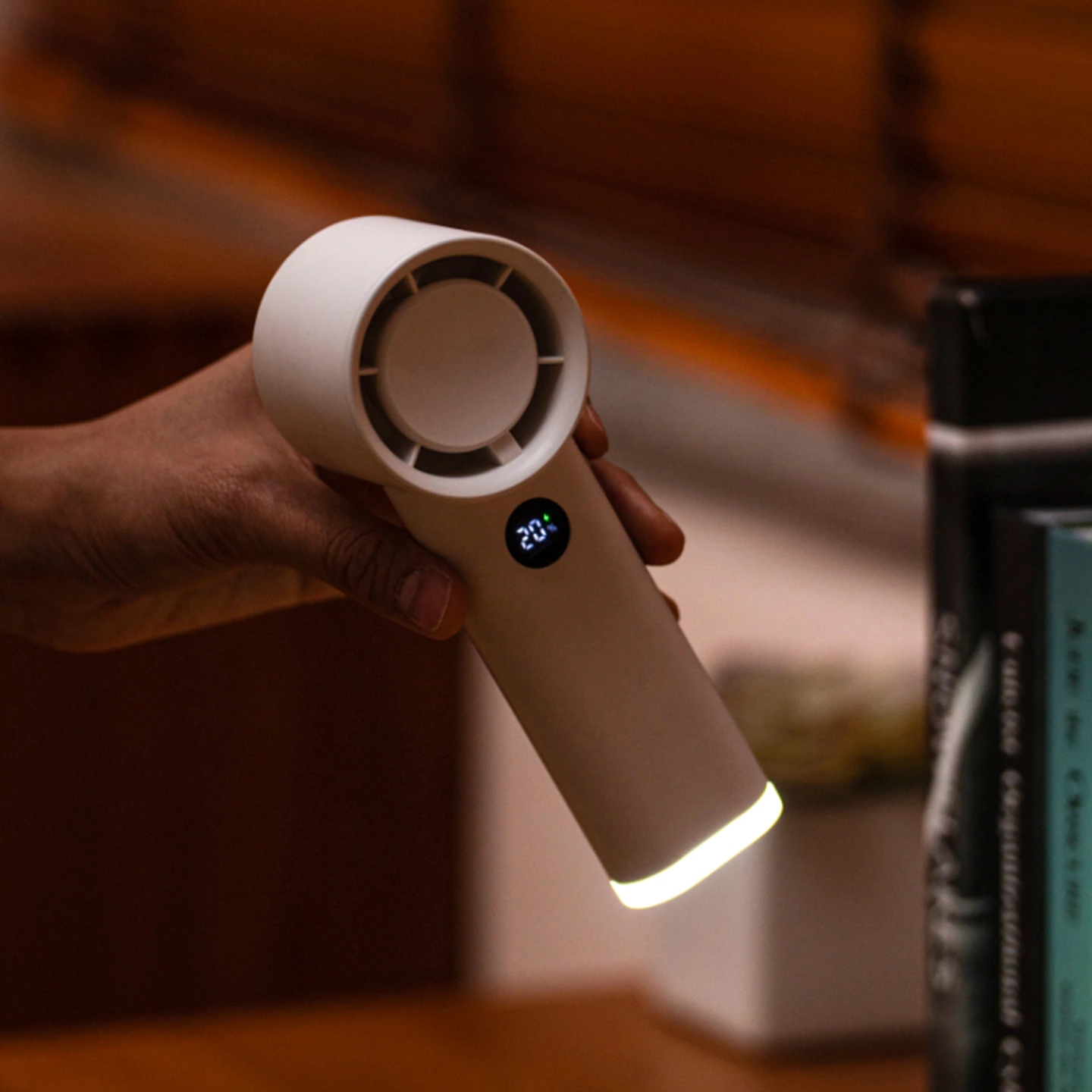 KC-F229 Handheld High-Speed Fan