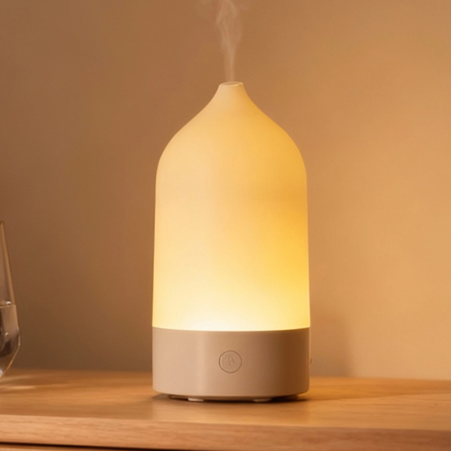 Minimalist Vase-Style Essential Oil Diffuser (Aromatherapy Machine) - Cheap & High-Cost-Effective Product from Manufacturer Factory Photo
