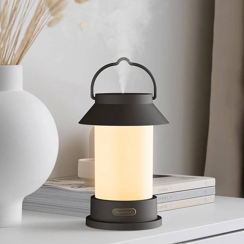 Vintage style lantern humidifier wireless portable three-color dimmable light long life contract home B&B full scene