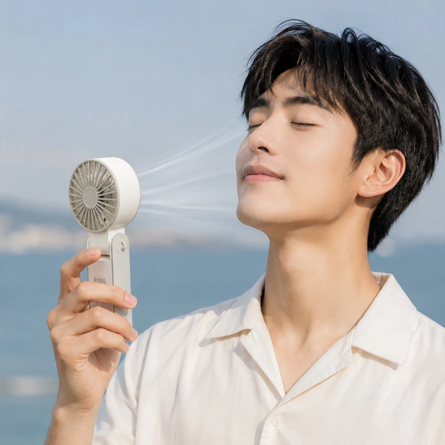 KC-F58 High-Speed Handheld Cooling Fan with Semiconductor Cooling Plate