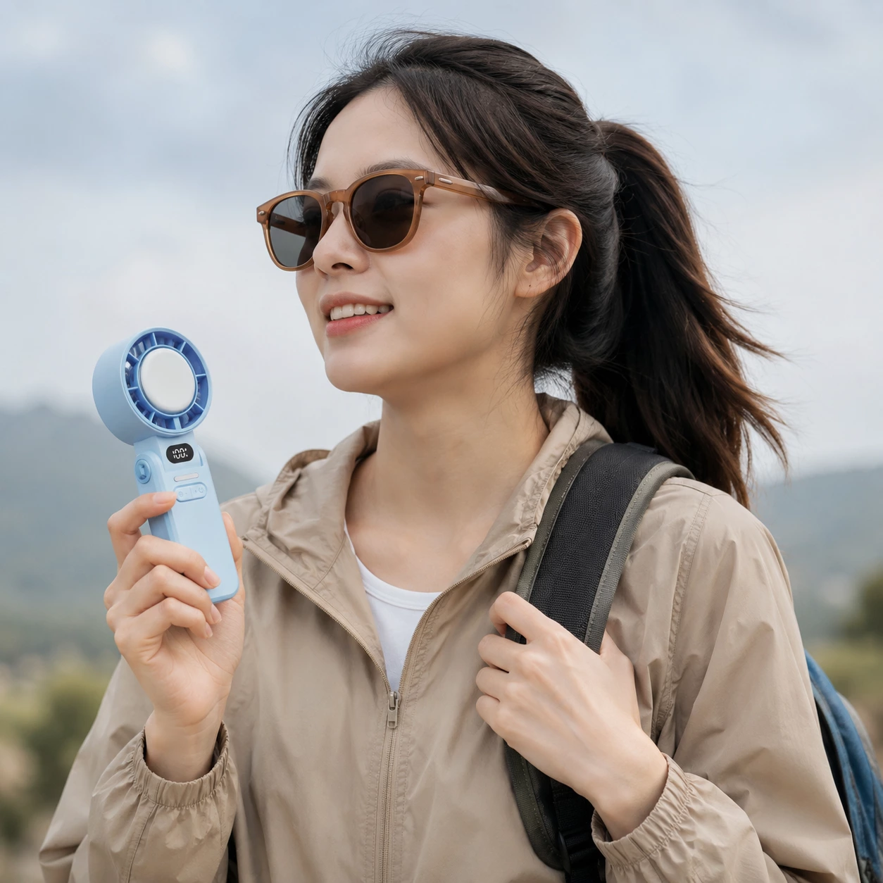 KC-F57 High-Speed Handheld Cooling Fan with Extra-Large Cooling Plate